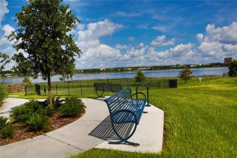 Touwnhouse à vendre à Orlando, Floride: 4 chambres, 183.02 m2 № 1545700 - photo 2