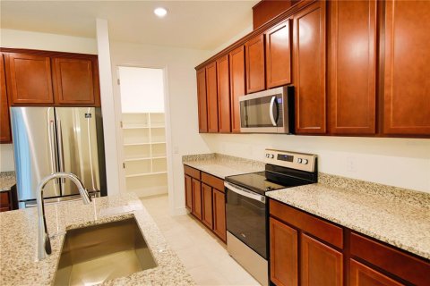 Touwnhouse à vendre à Orlando, Floride: 4 chambres, 183.02 m2 № 1545700 - photo 9