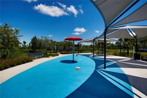 Touwnhouse à vendre à Orlando, Floride: 4 chambres, 183.02 m2 № 1545700 - photo 6
