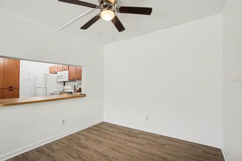 Condominio en venta en Sanford, Florida, 2 dormitorios, 90.58 m2 № 2204560 - foto 9