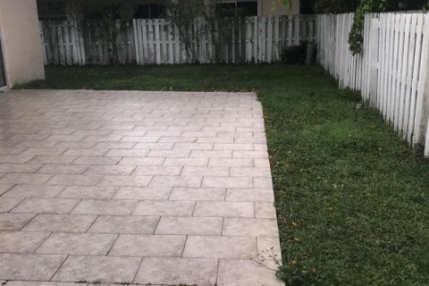 Villa ou maison à louer à Plantation, Floride: 4 chambres, 135.64 m2 № 2167932 - photo 15