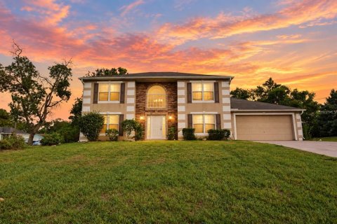 Casa en Spring Hill, Florida 5 dormitorios, 274.43 m2 № 2373831