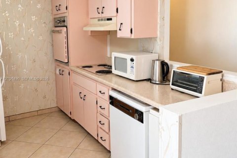 Appartement à louer à Hollywood, Floride: 1 chambre, 60.39 m2 № 2424929 - photo 7