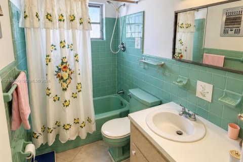 Appartement à louer à Hollywood, Floride: 1 chambre, 60.39 m2 № 2424929 - photo 11