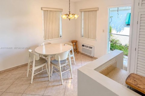 Appartement à louer à Hollywood, Floride: 1 chambre, 60.39 m2 № 2424929 - photo 6