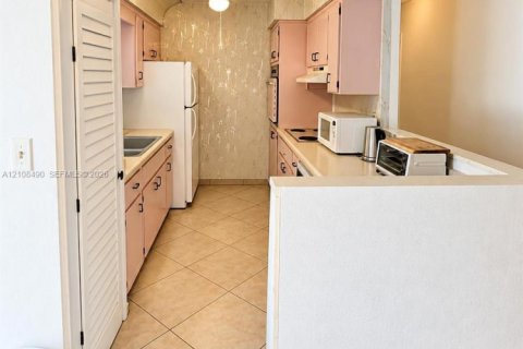 Appartement à louer à Hollywood, Floride: 1 chambre, 60.39 m2 № 2424929 - photo 8