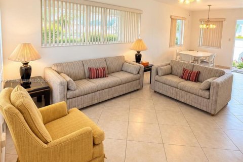Appartement à Hollywood, Floride 1 chambre, 60.39 m2 № 2424929