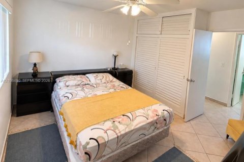 Appartement à louer à Hollywood, Floride: 1 chambre, 60.39 m2 № 2424929 - photo 10