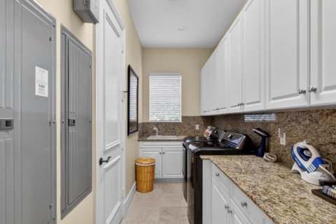 Casa en venta en Vero Beach, Florida, 4 dormitorios, 392.05 m2 № 2181827 - foto 13