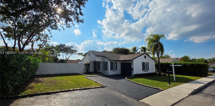 Дом в Дейви, Флорида 3 спальни, 112.32м2 № 2027357