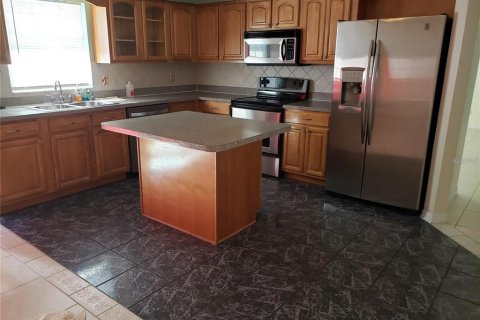 Casa en alquiler en Orlando, Florida, 3 dormitorios, 144.56 m2 № 2114754 - foto 8
