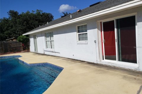 Casa en alquiler en Orlando, Florida, 3 dormitorios, 144.56 m2 № 2114754 - foto 4