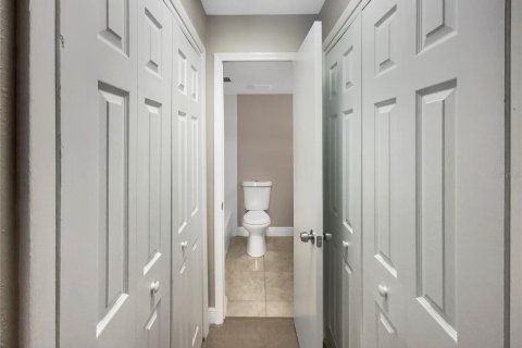 Купить кондоминиум в Киссимми, Флорида 3 комнаты, 90.12м2, № 1508163 - фото 19