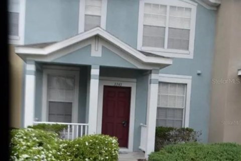 Townhouse in Land O' Lakes, Florida 2 bedrooms, 120.49 sq.m. № 2237110