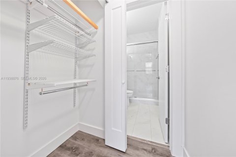 Adosado en alquiler en Doral, Florida, 2 dormitorios, 91.04 m2 № 1996706 - foto 21