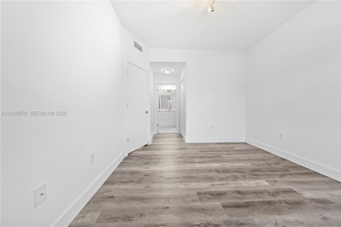 Adosado en alquiler en Doral, Florida, 2 dormitorios, 91.04 m2 № 1996706 - foto 27