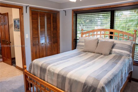 House in Jupiter, Florida 4 bedrooms, 300.07 sq.m. № 1992293 - photo 25