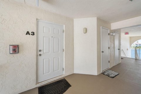 Copropriété à louer à Hutchinson Island South, Floride: 2 chambres, 92.9 m2 № 2189173 - photo 4