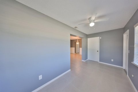 Condo in Sun City Center, Florida, 1 bedroom № 2093913 - photo 26