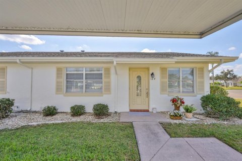 Condo in Sun City Center, Florida, 1 bedroom № 2093913 - photo 30