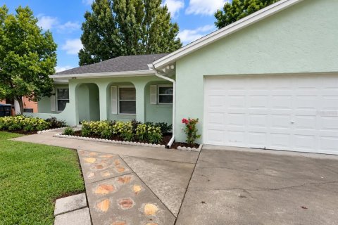 Villa ou maison à vendre à Orlando, Floride: 3 chambres, 132.39 m2 № 2337381 - photo 4