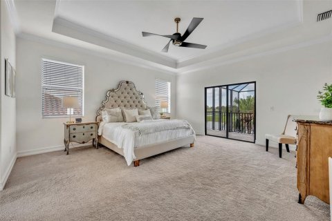 House in LAKEWOOD NATIONAL in Bradenton, Florida 6 bedrooms, 353.77 sq.m. № 1793473 - photo 24