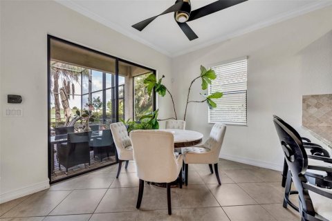 House in LAKEWOOD NATIONAL in Bradenton, Florida 6 bedrooms, 353.77 sq.m. № 1793473 - photo 14