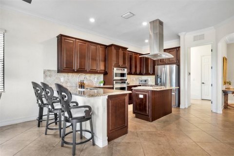 House in LAKEWOOD NATIONAL in Bradenton, Florida 6 bedrooms, 353.77 sq.m. № 1793473 - photo 15
