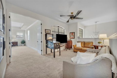 House in LAKEWOOD NATIONAL in Bradenton, Florida 6 bedrooms, 353.77 sq.m. № 1793473 - photo 22