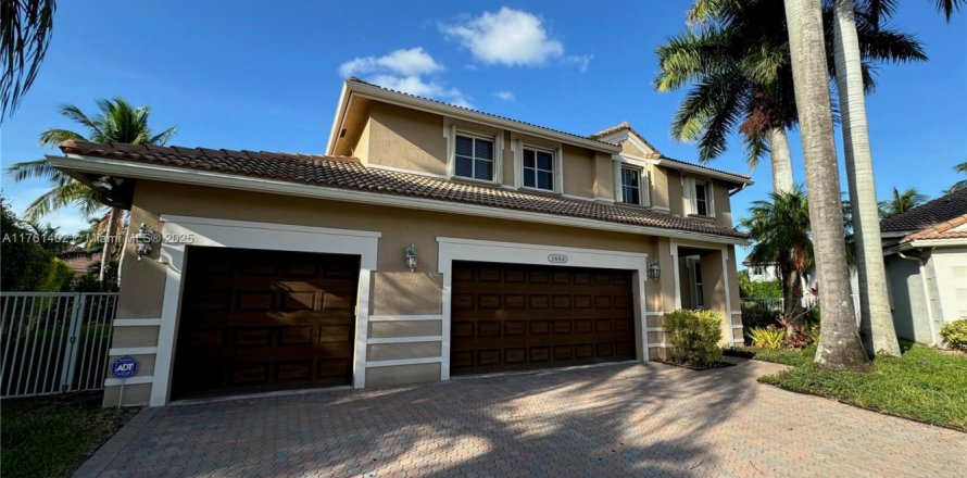 House in Weston, Florida 7 bedrooms, 433.3 sq.m. № 1867492