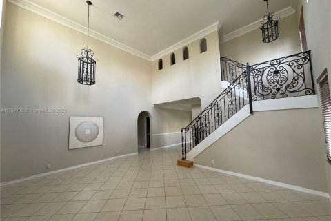 House in Weston, Florida 7 bedrooms, 433.3 sq.m. № 1867492 - photo 13
