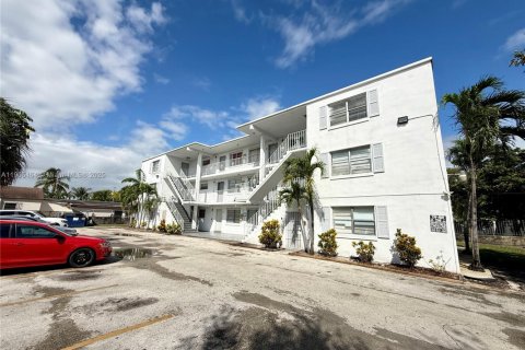 Apartment in Miami, Florida 1 bedroom, 65.03 sq.m. № 1956811 - photo 1