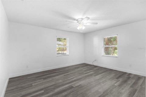 House in Vero Beach, Florida 4 bedrooms, 253.07 sq.m. № 1780705 - photo 27