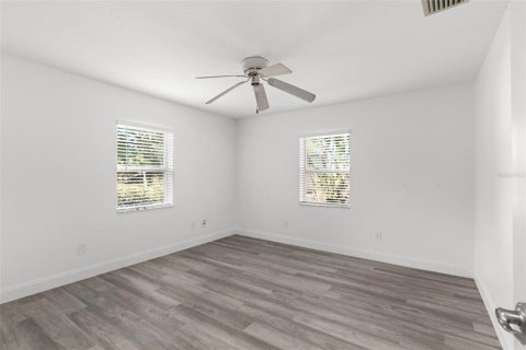 House in Vero Beach, Florida 4 bedrooms, 253.07 sq.m. № 1780705 - photo 23