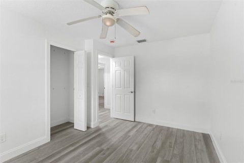 House in Vero Beach, Florida 4 bedrooms, 253.07 sq.m. № 1780705 - photo 30