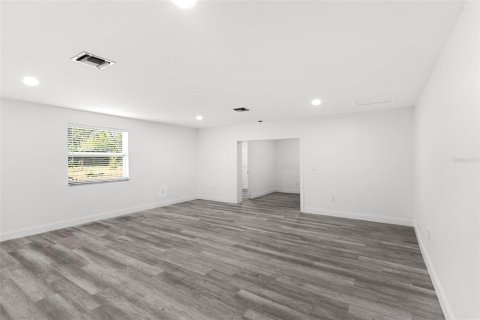 House in Vero Beach, Florida 4 bedrooms, 253.07 sq.m. № 1780705 - photo 18