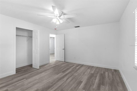 House in Vero Beach, Florida 4 bedrooms, 253.07 sq.m. № 1780705 - photo 28
