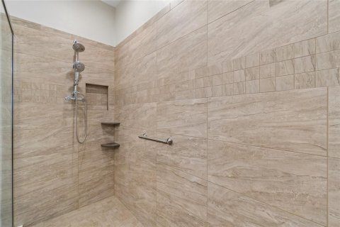 Купить виллу или дом в Уэсли-Чепел, Флорида 8 комнат, 220.74м2, № 2232030 - фото 22