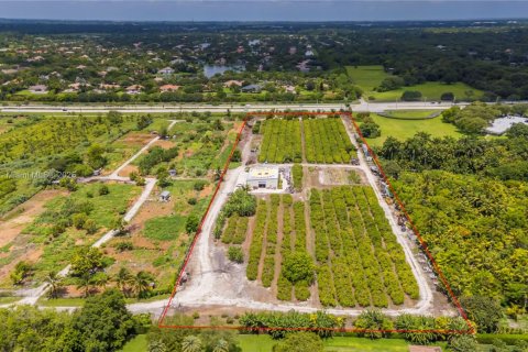 Land in Davie, Florida № 1937798 - photo 2