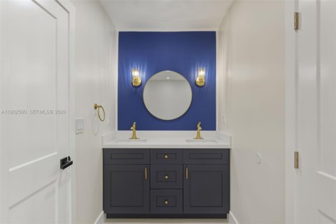 Villa ou maison à louer à Palmetto Bay, Floride: 4 chambres, 213.68 m2 № 1996852 - photo 24