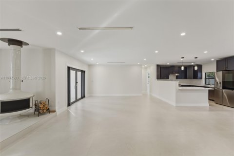 Villa ou maison à louer à Palmetto Bay, Floride: 4 chambres, 213.68 m2 № 1996852 - photo 8