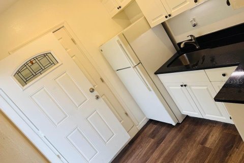 Appartement à louer à Tampa, Floride: 1 chambre, 27.87 m2 № 2379761 - photo 5