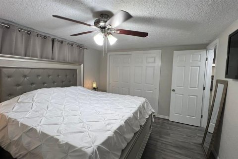 House in Holiday, Florida 4 bedrooms, 105.91 sq.m. № 1907363 - photo 28
