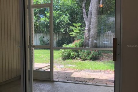 Townhouse in Valrico, Florida 2 bedrooms, 104.98 sq.m. № 1893996 - photo 4
