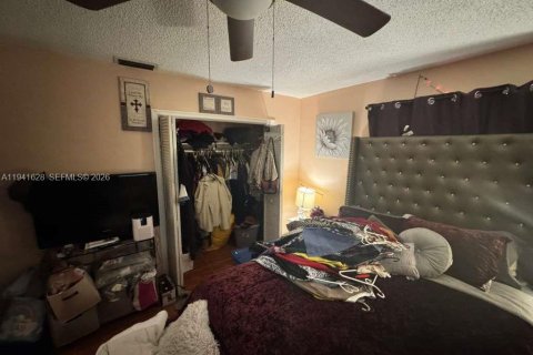 Propiedad comercial en venta en Miramar, Florida, 219.9 m2 № 1999326 - foto 14