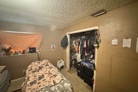 Propiedad comercial en venta en Miramar, Florida, 219.9 m2 № 1999326 - foto 19