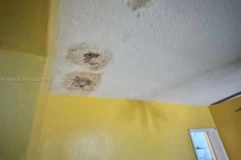 Propiedad comercial en venta en Miramar, Florida, 219.9 m2 № 1999326 - foto 25