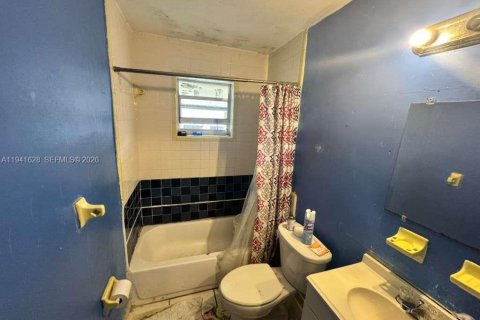 Propiedad comercial en venta en Miramar, Florida, 219.9 m2 № 1999326 - foto 26