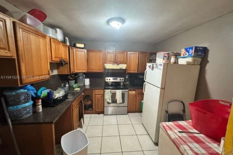 Propiedad comercial en venta en Miramar, Florida, 219.9 m2 № 1999326 - foto 23