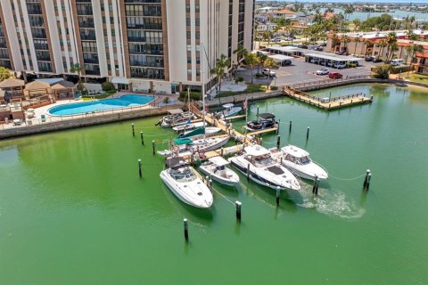 Copropriété à vendre à Treasure Island, Floride: 2 chambres, 115.2 m2 № 2106949 - photo 21